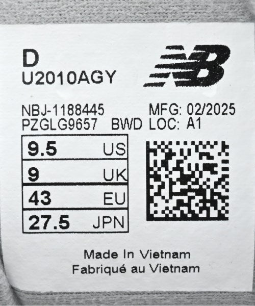 New Balance รองเท้าผ้าใบ