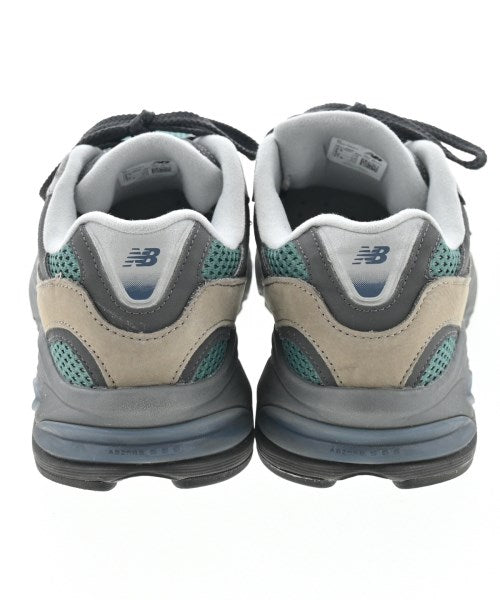 New Balance รองเท้าผ้าใบ