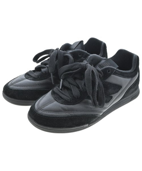 New Balance รองเท้าผ้าใบ