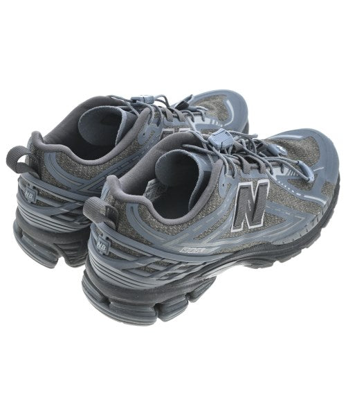 New Balance รองเท้าผ้าใบ