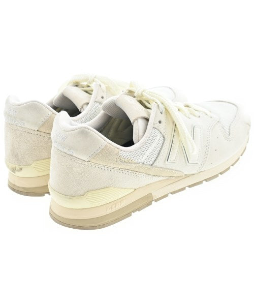 New Balance รองเท้าผ้าใบ