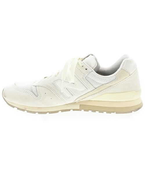 New Balance รองเท้าผ้าใบ