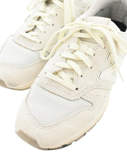 New Balance รองเท้าผ้าใบ