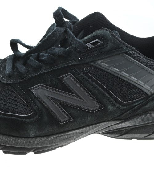 New Balance รองเท้าผ้าใบ