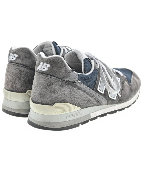 New Balance รองเท้าผ้าใบ