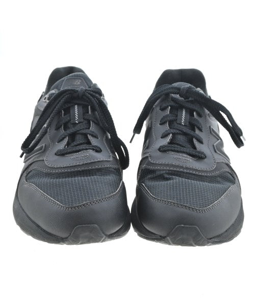 New Balance รองเท้าผ้าใบ
