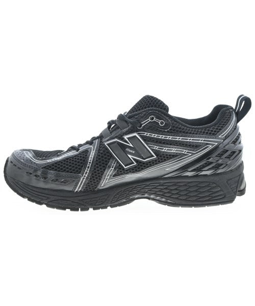 New Balance รองเท้าผ้าใบ