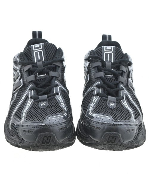 New Balance รองเท้าผ้าใบ