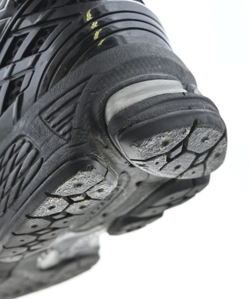 New Balance รองเท้าผ้าใบ