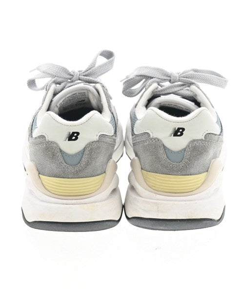 New Balance รองเท้าผ้าใบ