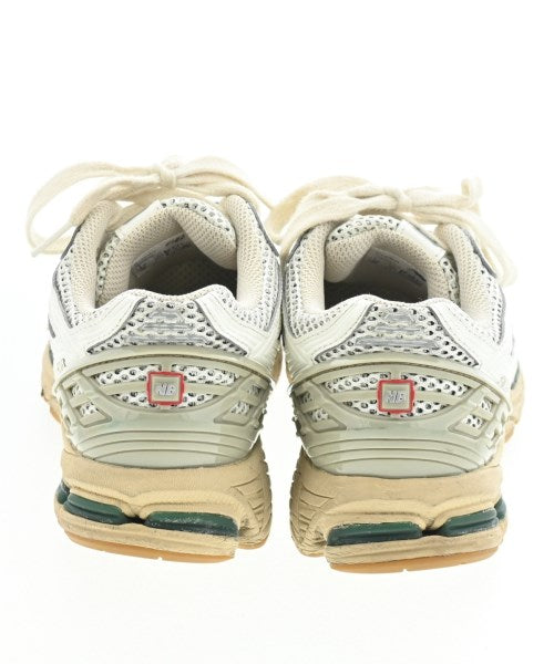 New Balance รองเท้าผ้าใบ
