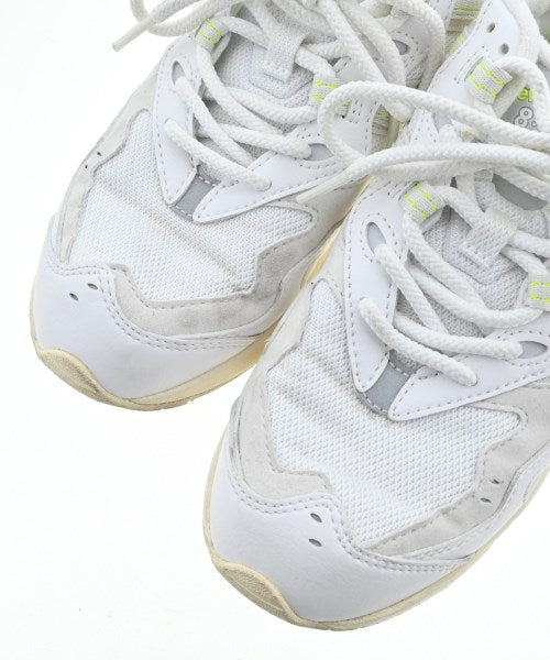 New Balance รองเท้าผ้าใบ