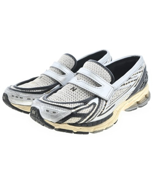 New Balance รองเท้าผ้าใบ