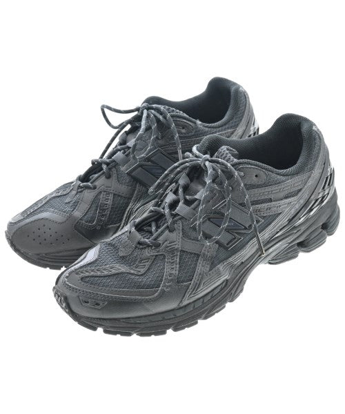 New Balance รองเท้าผ้าใบ