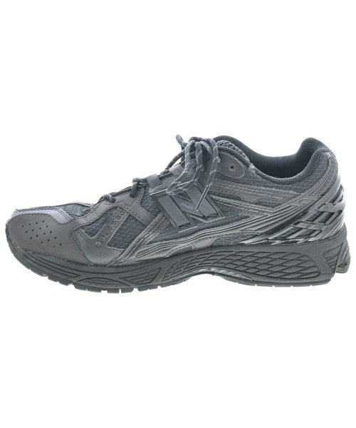 New Balance รองเท้าผ้าใบ