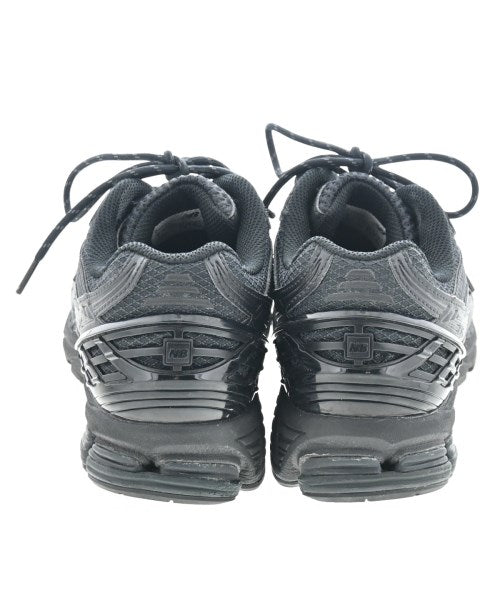 New Balance รองเท้าผ้าใบ