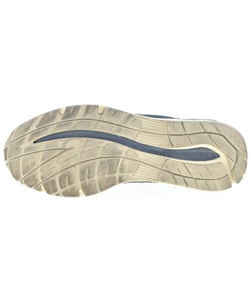 New Balance รองเท้าผ้าใบ