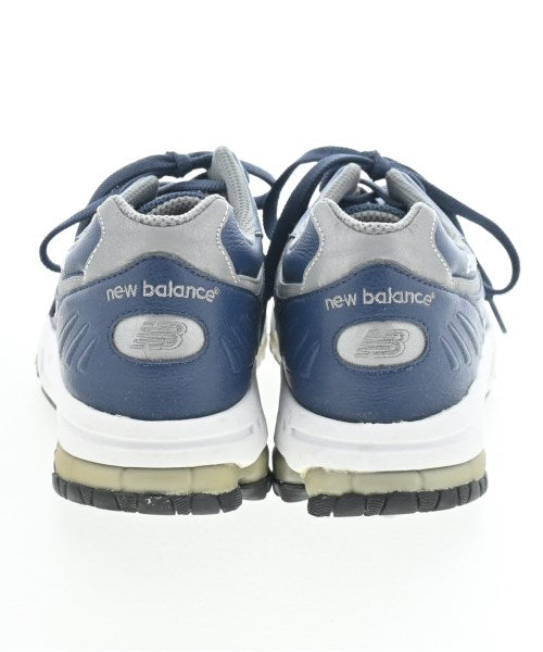 New Balance รองเท้าผ้าใบ