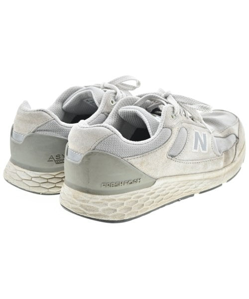 New Balance รองเท้าผ้าใบ