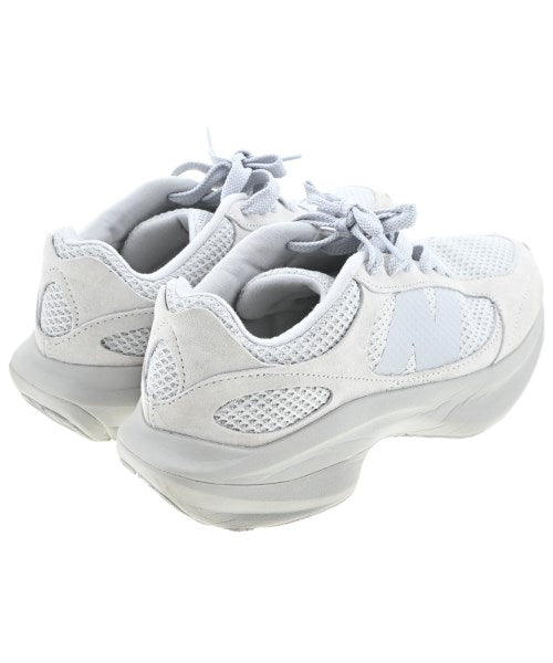 New Balance รองเท้าผ้าใบ