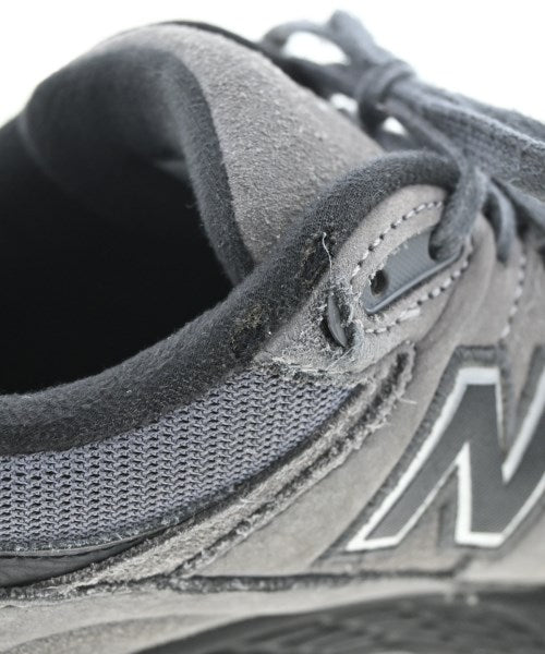 New Balance รองเท้าผ้าใบ