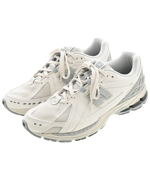 New Balance รองเท้าผ้าใบ