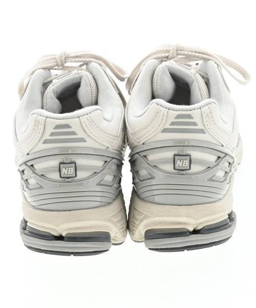 New Balance รองเท้าผ้าใบ