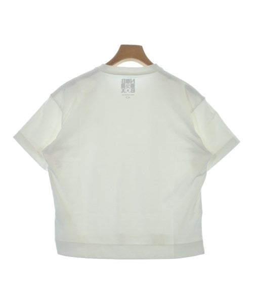 New Balance เสื้อยืด/เสื้อท็อปส์