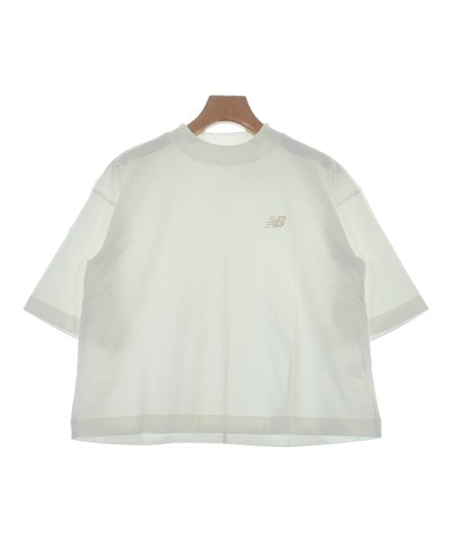 New Balance เสื้อยืด/เสื้อท็อปส์