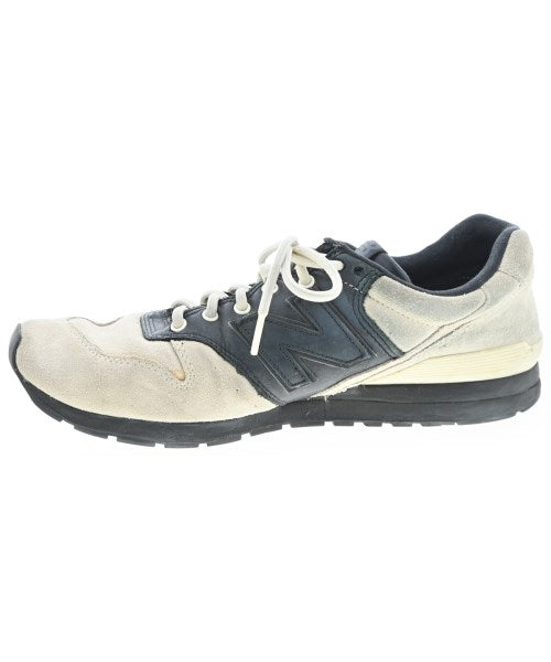 New Balance รองเท้าผ้าใบ