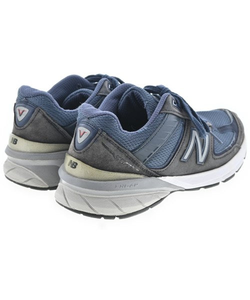 New Balance รองเท้าผ้าใบ