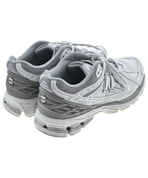 New Balance รองเท้าผ้าใบ