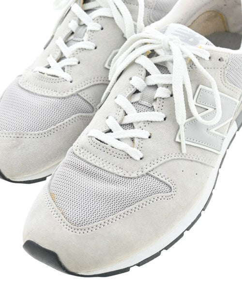 New Balance รองเท้าผ้าใบ