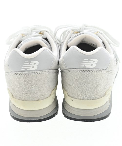 New Balance รองเท้าผ้าใบ