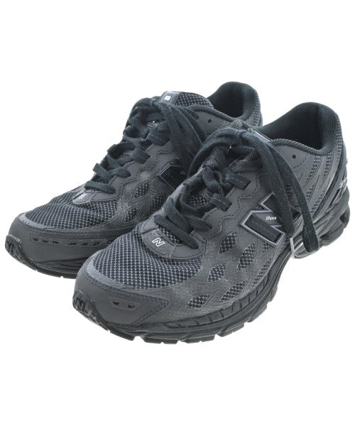 New Balance รองเท้าผ้าใบ