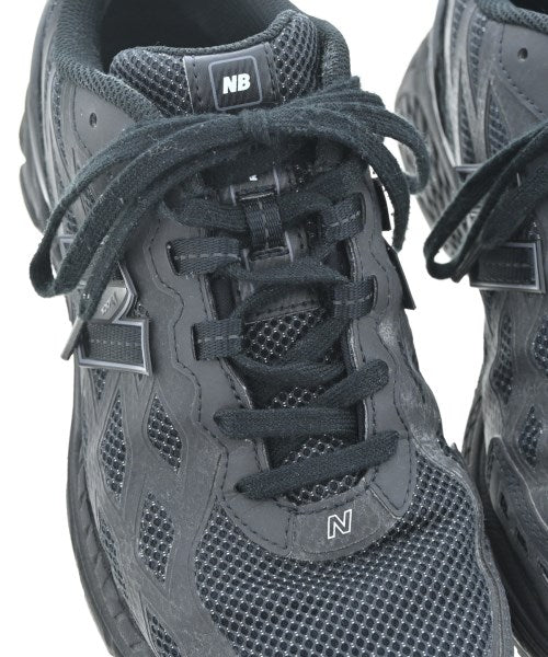 New Balance รองเท้าผ้าใบ