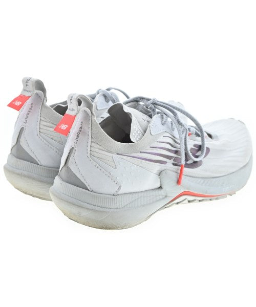 New Balance รองเท้าผ้าใบ