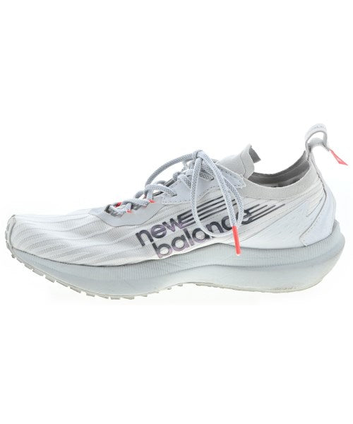 New Balance รองเท้าผ้าใบ