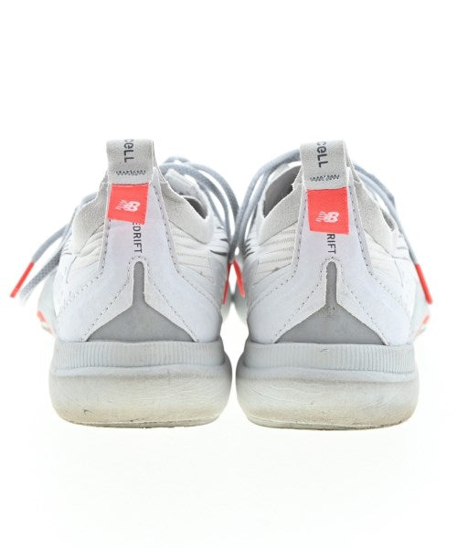 New Balance รองเท้าผ้าใบ