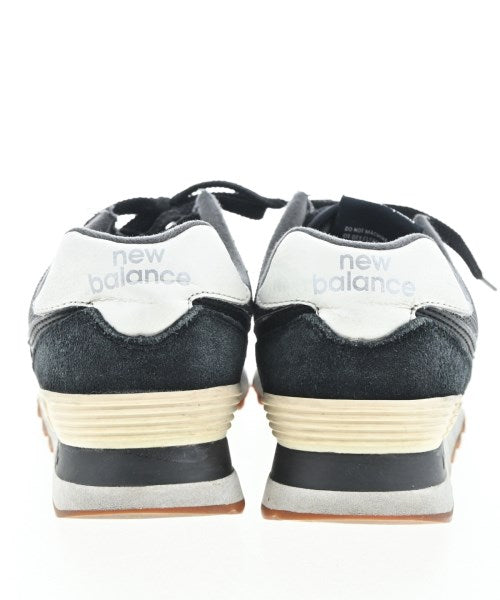 New Balance รองเท้าผ้าใบ