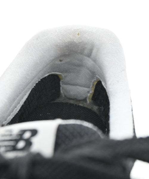 New Balance รองเท้าผ้าใบ