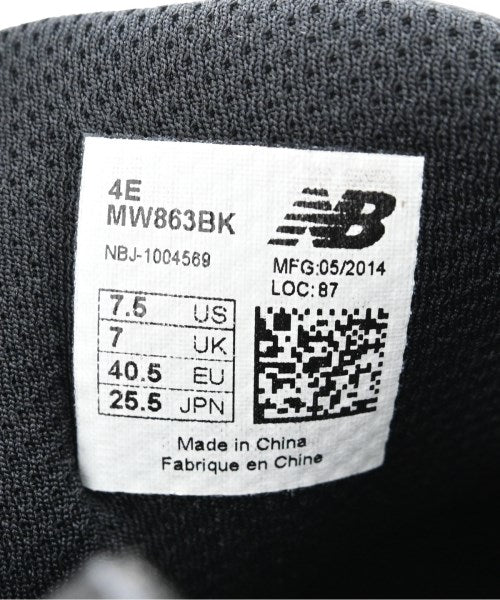 New Balance รองเท้าผ้าใบ