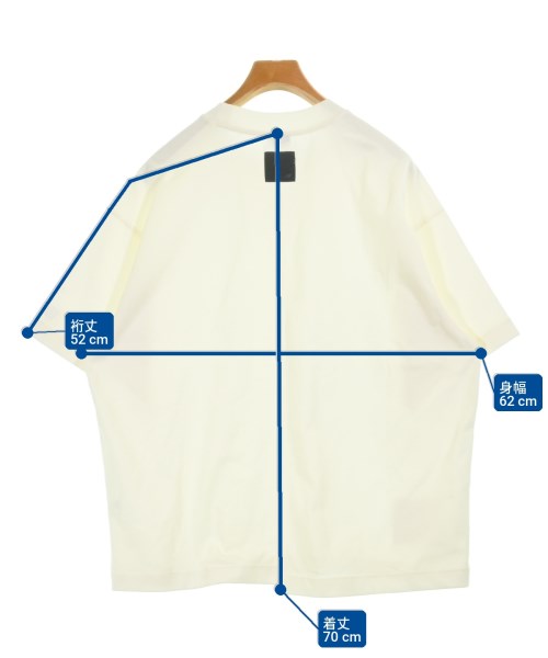 New Balance เสื้อยืด/เสื้อท็อปส์