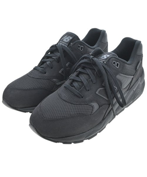 New Balance รองเท้าผ้าใบ