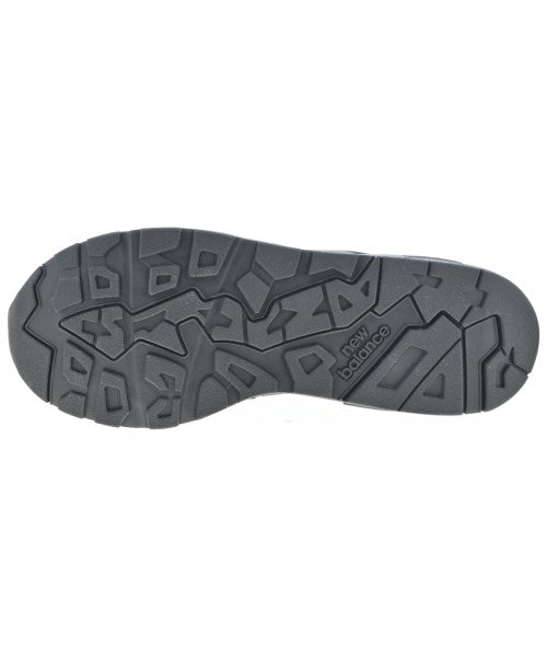 New Balance รองเท้าผ้าใบ