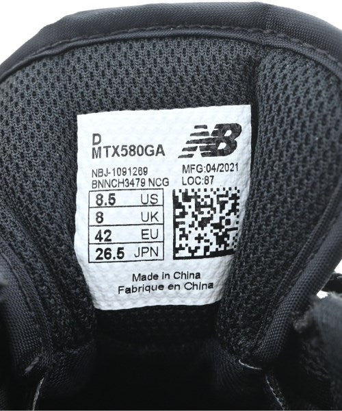 New Balance รองเท้าผ้าใบ