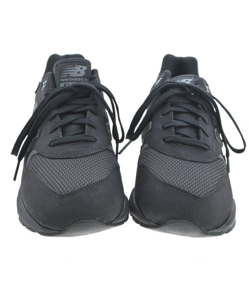 New Balance รองเท้าผ้าใบ
