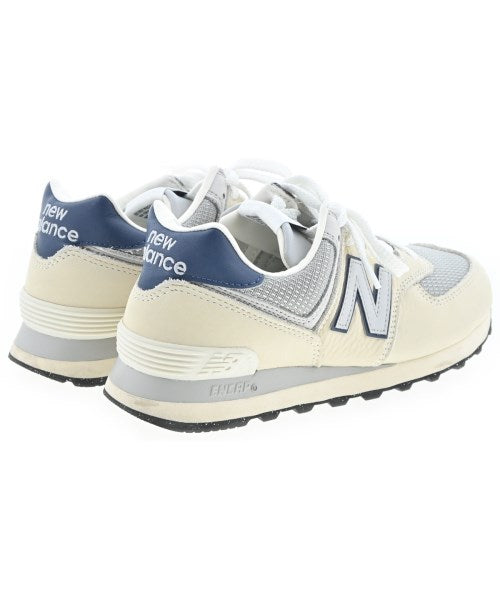 New Balance รองเท้าผ้าใบ