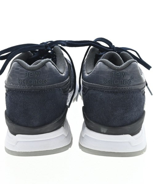New Balance รองเท้าผ้าใบ