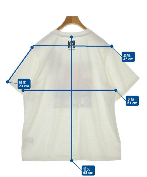 New Balance เสื้อยืด/เสื้อท็อปส์